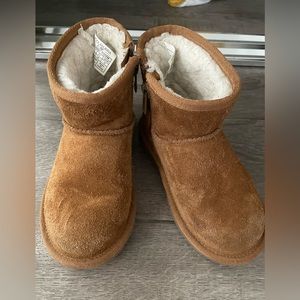 Toddler Koolabura by Ugg size 9